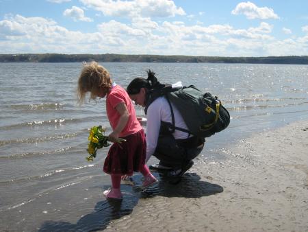 Marie et Leelou sur les bords du St Laurent